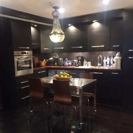 Le Marais Maison En Apartment