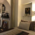 Le Marais Maison En Апартаменты